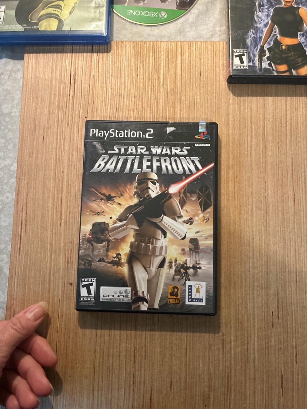 Sony PlayStation 2 Star Wars Battlefront with Manual (Black, White)